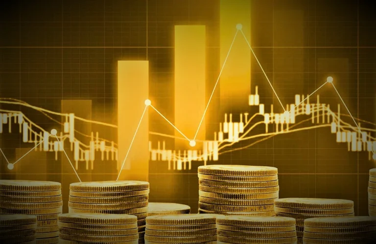 لطالما اعتُبر الاستثمار في الذهب ملاذًا آمنًا للحفاظ على الثروة والتحوط ضد عدم اليقين الاقتصادي. سواء كنت مستثمرًا متمرسًا أو بدأت للتو، فإليك بعض الاستراتيجيات الرئيسية التي يجب مراعاتها عند كيفية الاستثمار في الذهب